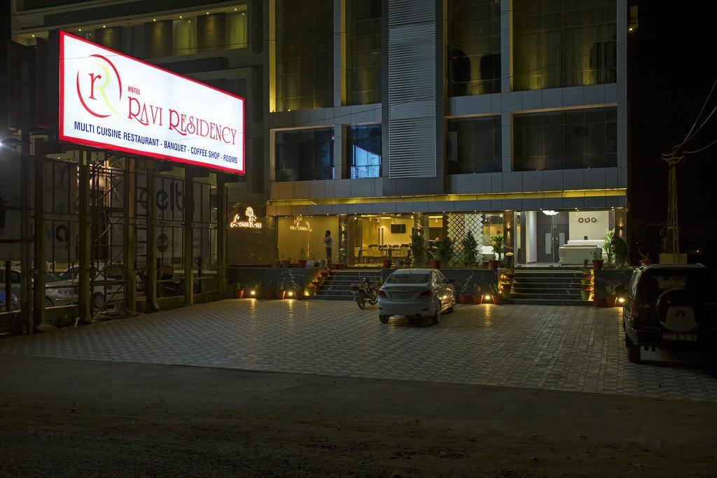 Ravi Residency Hotel Morbi Exterior photo