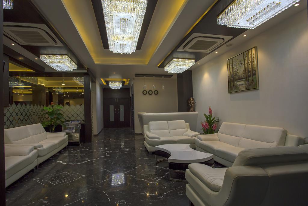 Ravi Residency Hotel Morbi Exterior photo