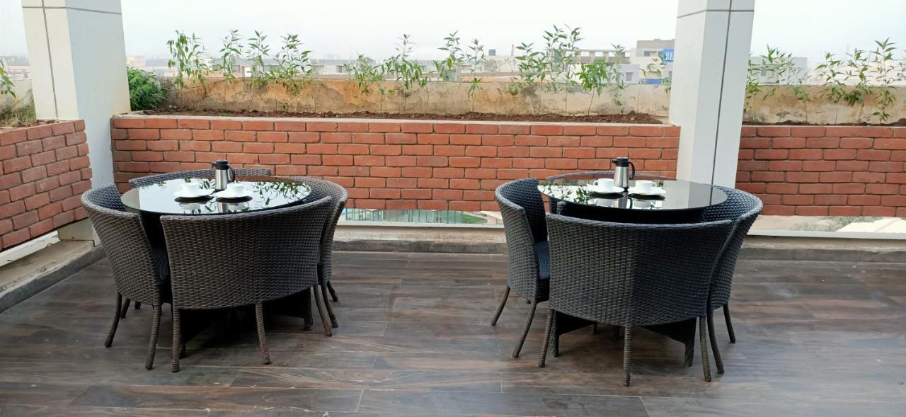 Ravi Residency Hotel Morbi Exterior photo
